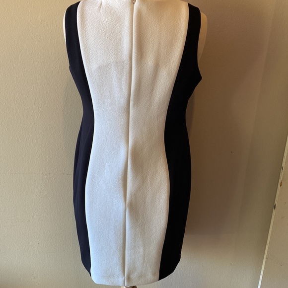Black and white Calvin Klein dress - Picture 3 of 3